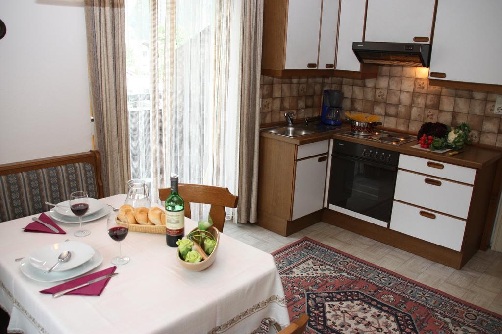 Gaestehaus Neuhauser Zell am Ziller Room photo